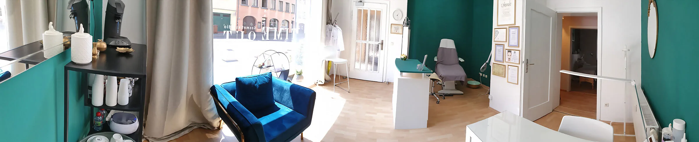 Fish-Eye-Aufnahme vom Kosmetikstudio